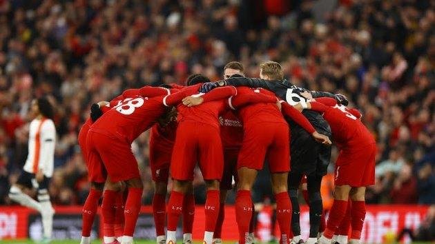 Liverpool vững vàng khẳng định mình ở ngôi đầu