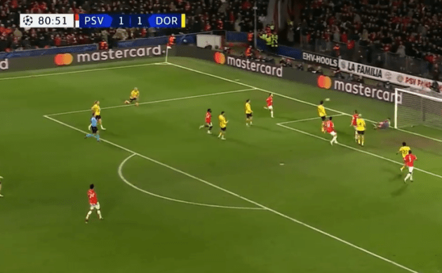 Dortmund bất phân thắng bại với PSV tại sân khách