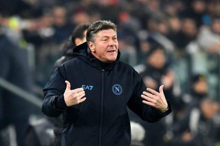 Napoli sa thải HLV Walter Mazzarri trước trận gặp Barcelona