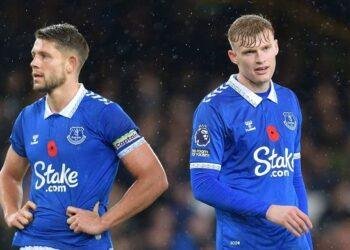 Everton đứng trước nguy cơ bị án phạt mới