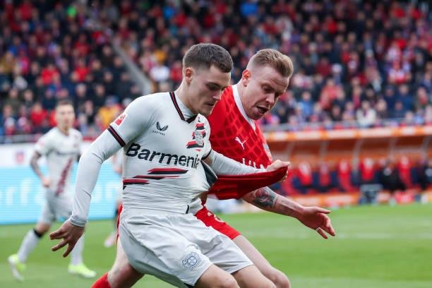 Florian Wirtz tỏa sáng lấp khoản trống của Havertz