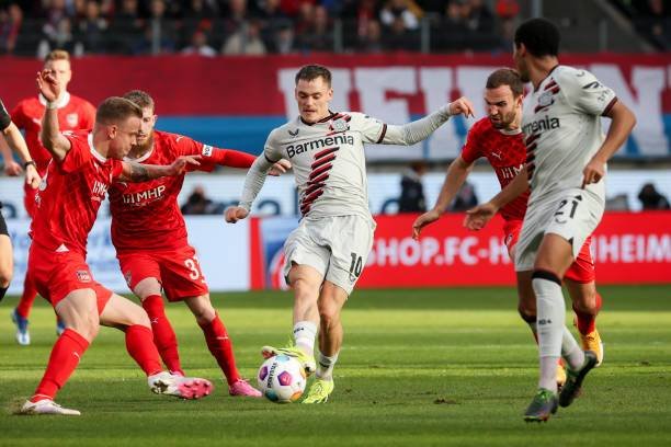 Florian Wirtz tỏa sáng lấp khoản trống của Havertz