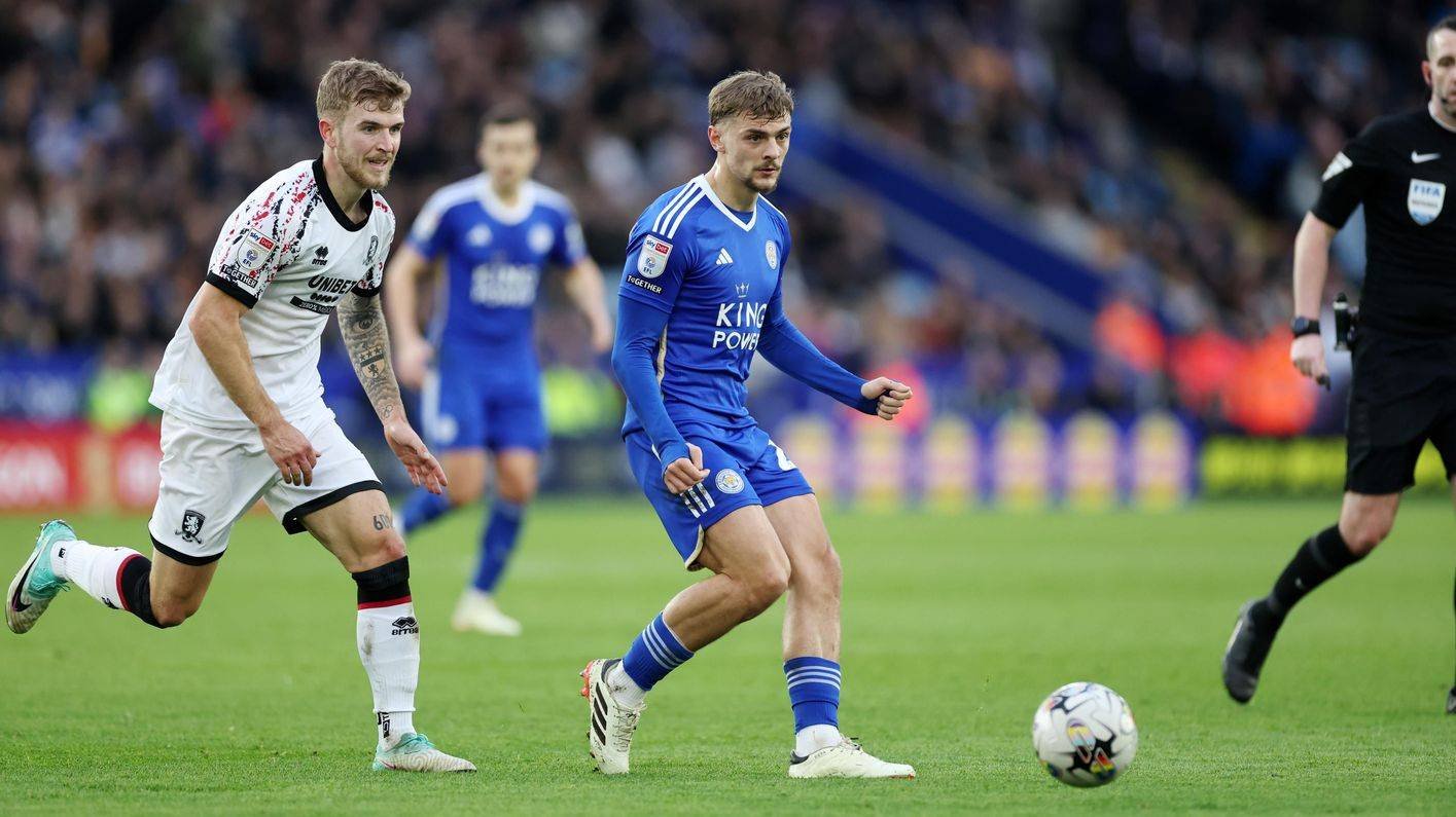 Carrick chiến lược hay Boro đánh bại Leicester City 