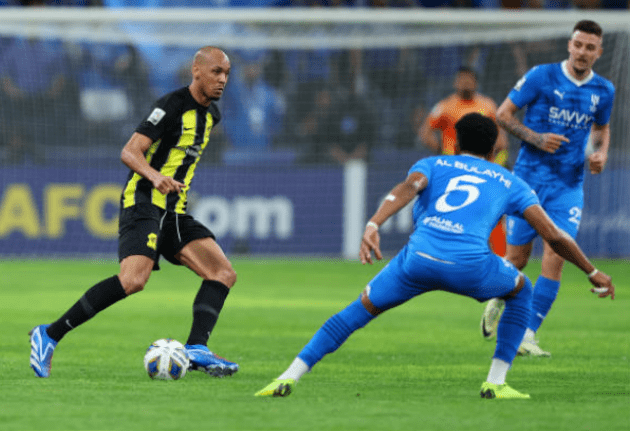 Al-Hilal đánh bại Al-Ittihad sau thẻ đỏ cuat Kante