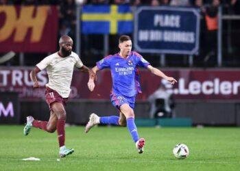 Nemanja Matic đánh bại đen tối tại Ligue 1